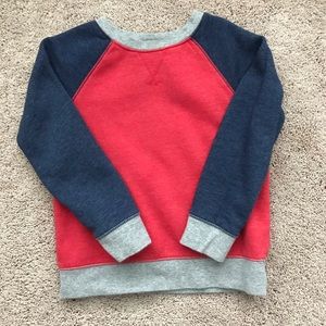 Boys Size 5T Sweatshirt by Cat and Jack